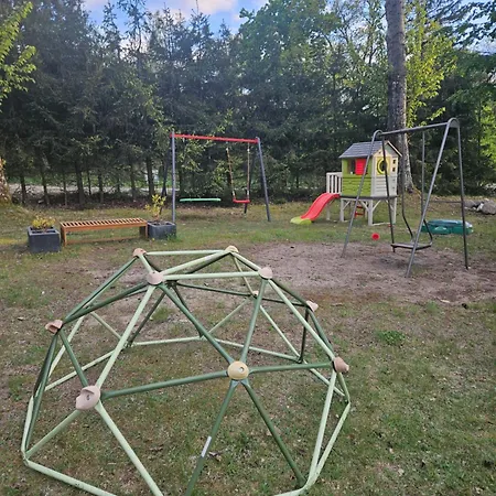 Jelonek Nad Jeziorem I Rzeką Holiday home *